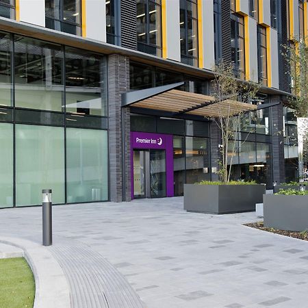 Premier Inn Manchester Salford Quays Exterior photo